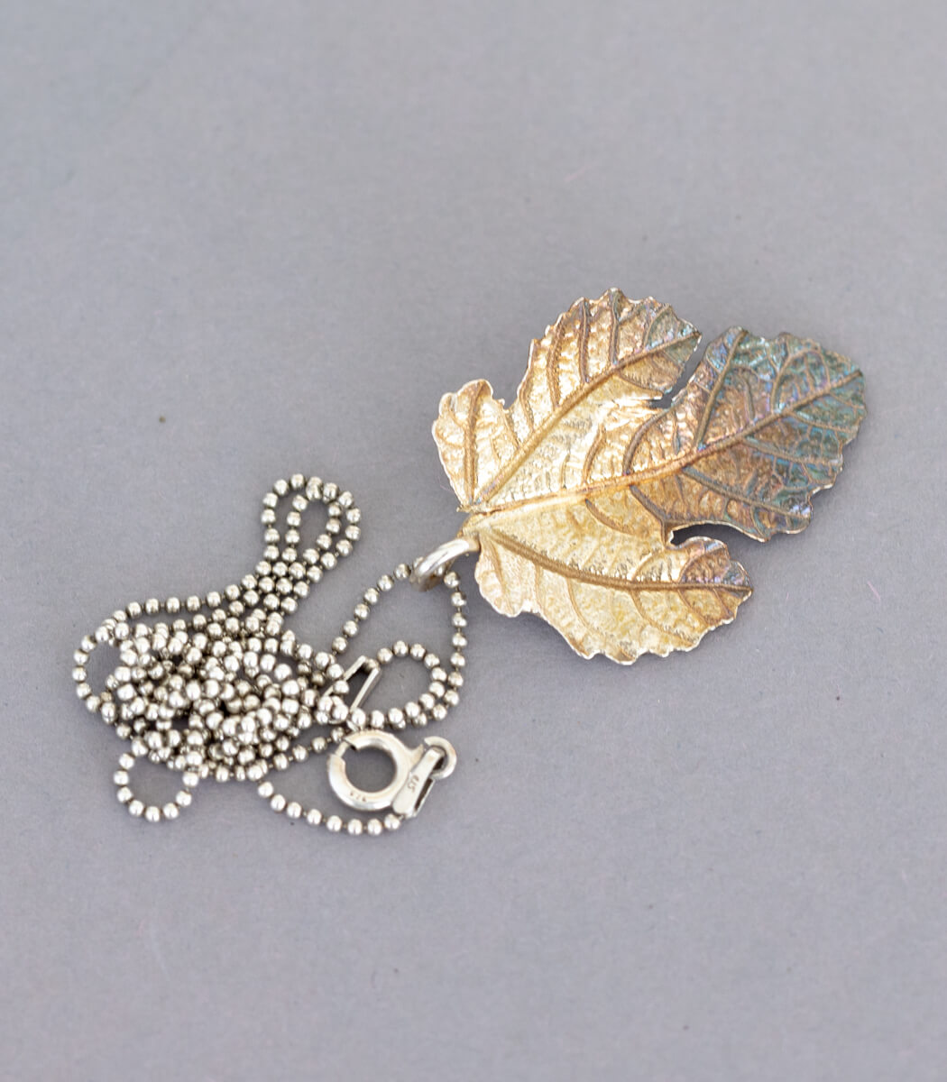 Feigenblatt Anhänger Silber, Gesamtansicht, handgefertigter Naturschmuck – goodrun