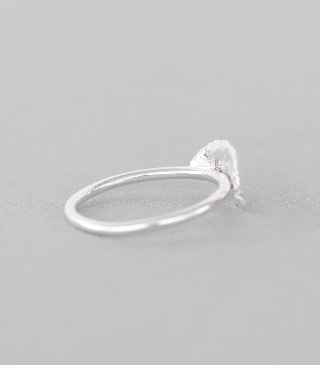 Silber Ring Salbeiblatt Gr. 53 – Profilansicht, Naturschmuck goodrun
