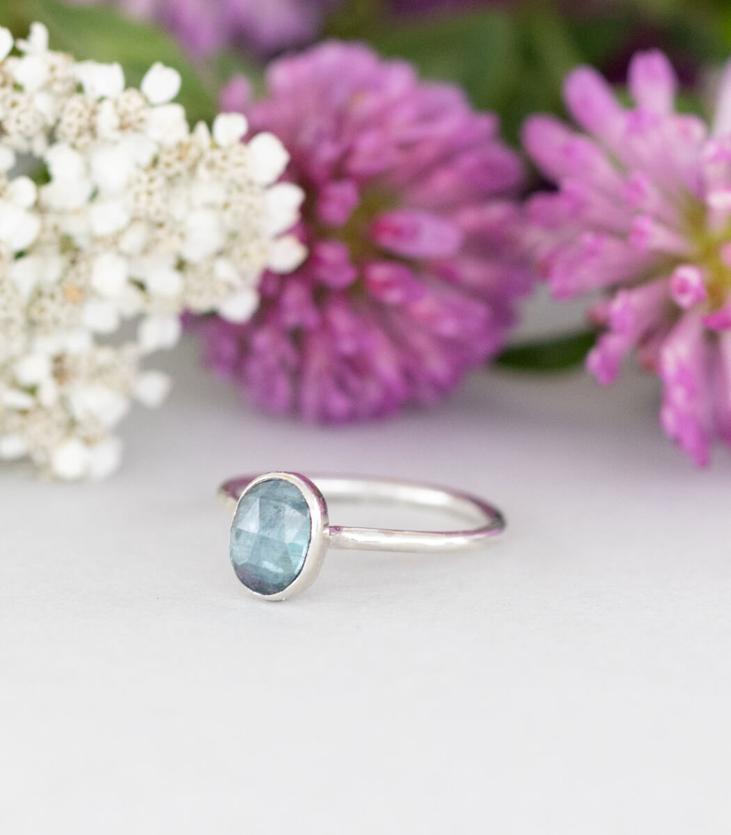 Silber Ring Kyanit blau Gr. 51 – handgefertigter Schmuck mit blauem Kyanit, Recyclingsilber goodrun