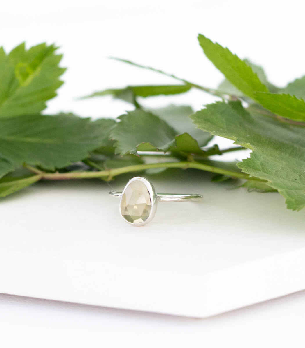 Citrin Ring aus Recyclingsilber, Gr. 58, handgefertigt, Unikat – goodrun