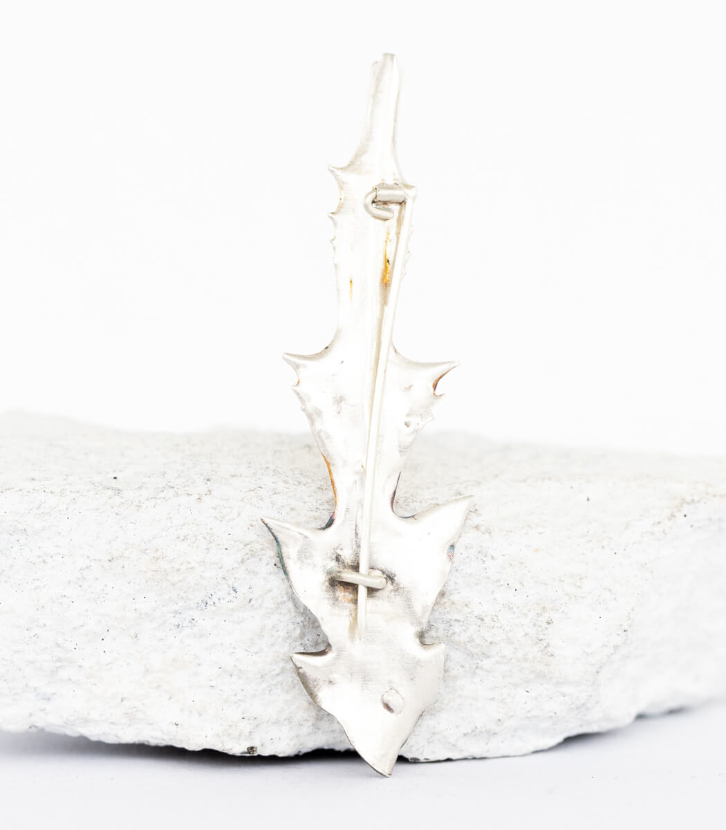 Silber Brosche Löwenzahn – Rückseite mit Stecknadel, handgefertigter Naturschmuck aus Recyclingsilber