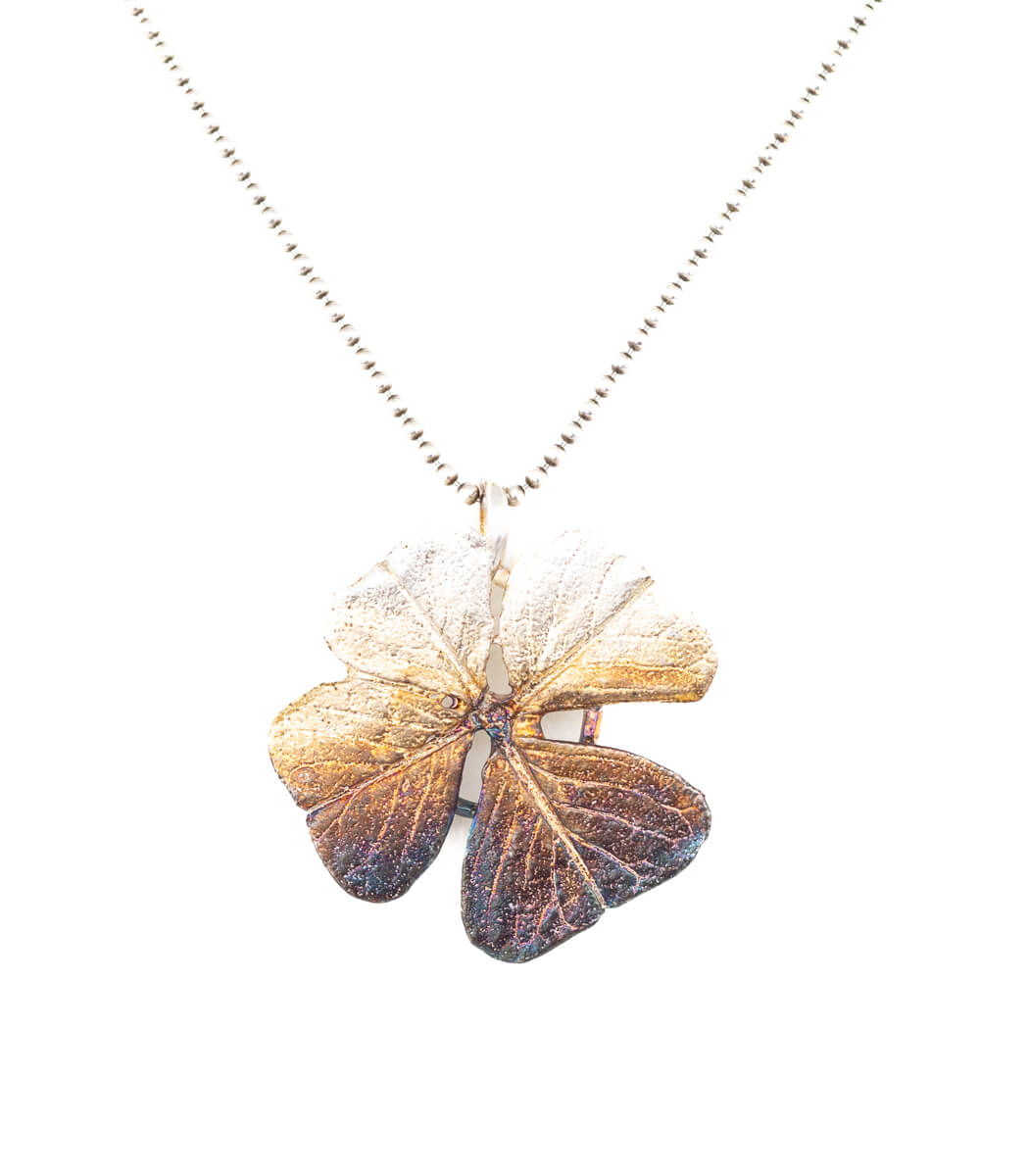 Silber Anhänger Glücksklee – handgefertigter Naturschmuck aus echtem Kleeblatt, Recyclingsilber goodrun