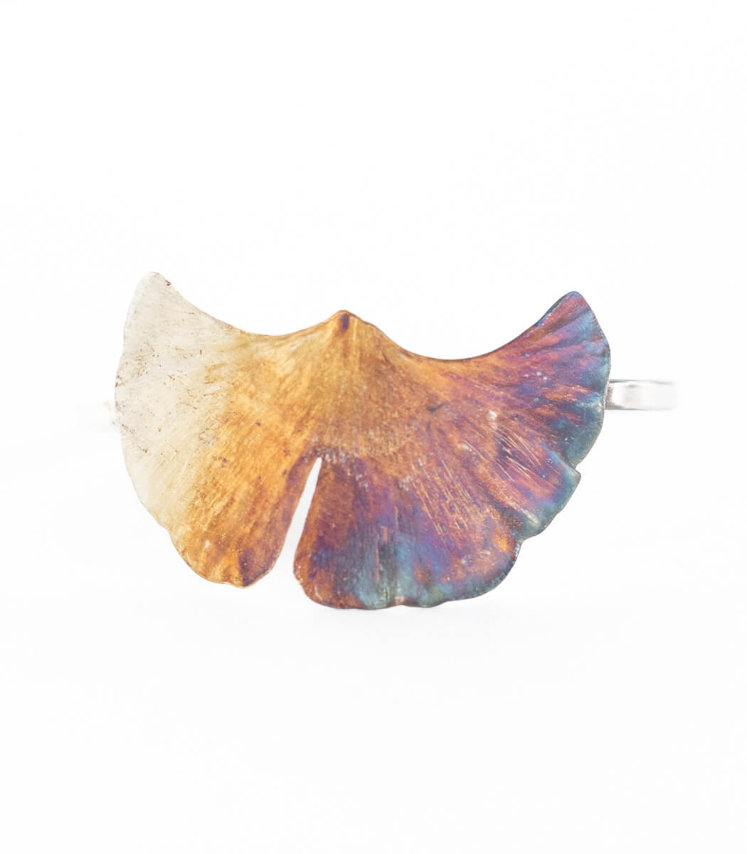 Silber Armspange Ginkgo – am Handgelenk getragen, Naturschmuck Unikat goodrun