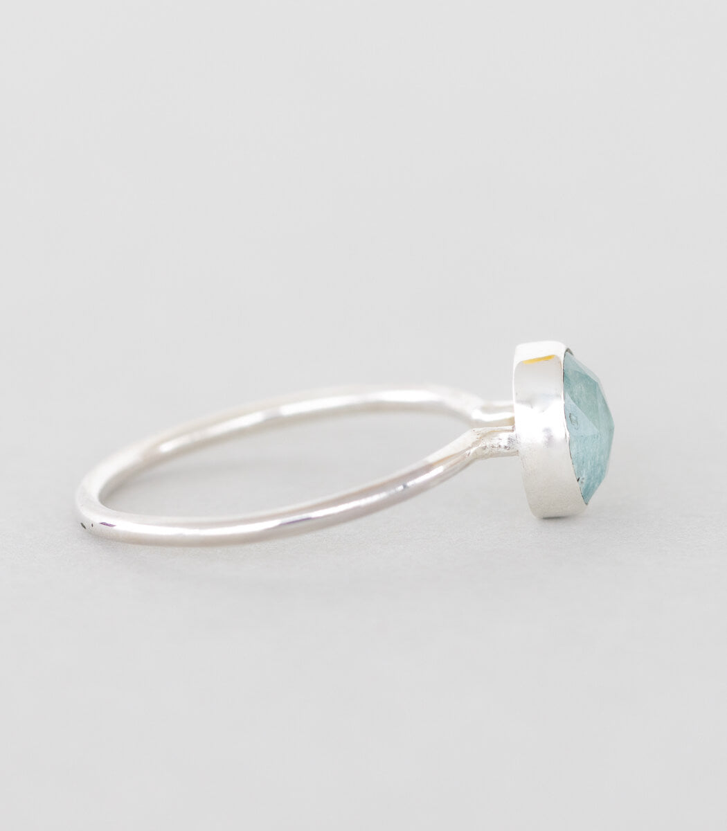Kyanit wasserblau Ring Silber Gr. 57, Gesamtansicht, Naturschmuck – goodrun
