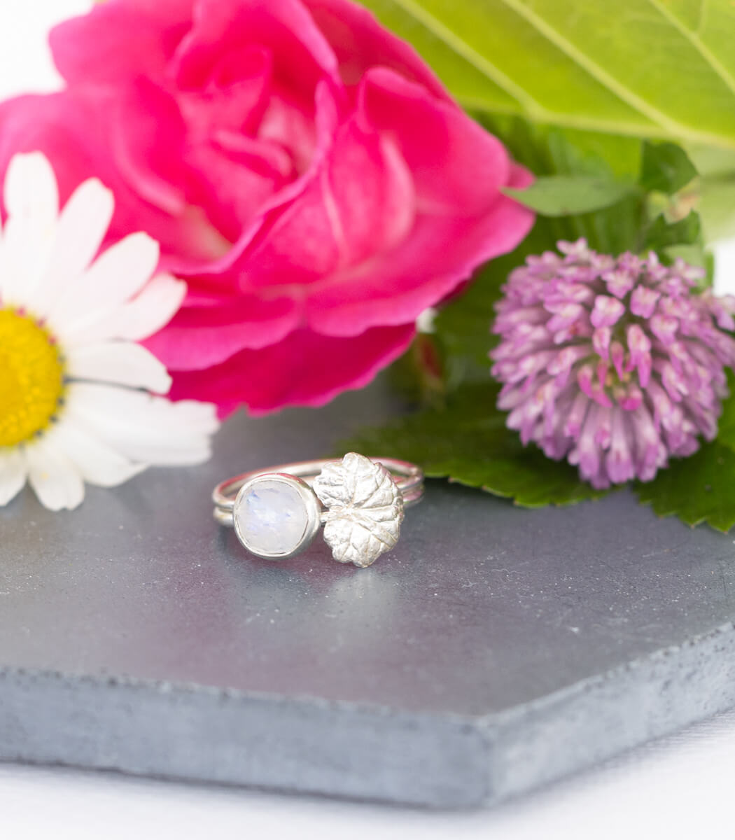 Silber Ring Mondstein Gr. 55 – Gesamtansicht, fairer Schmuck goodrun