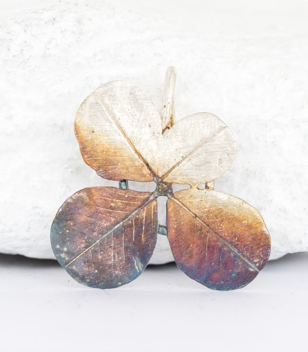 Silber Anhänger Vierblättriger Klee zweites Unikat – handgefertigter Naturschmuck, echtes Kleeblatt goodrun