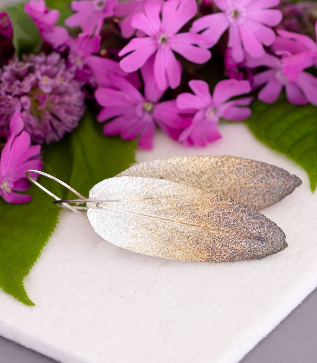 Salbeiblatt Ohrhänger Silber, Gesamtansicht, handgefertigter Naturschmuck – goodrun