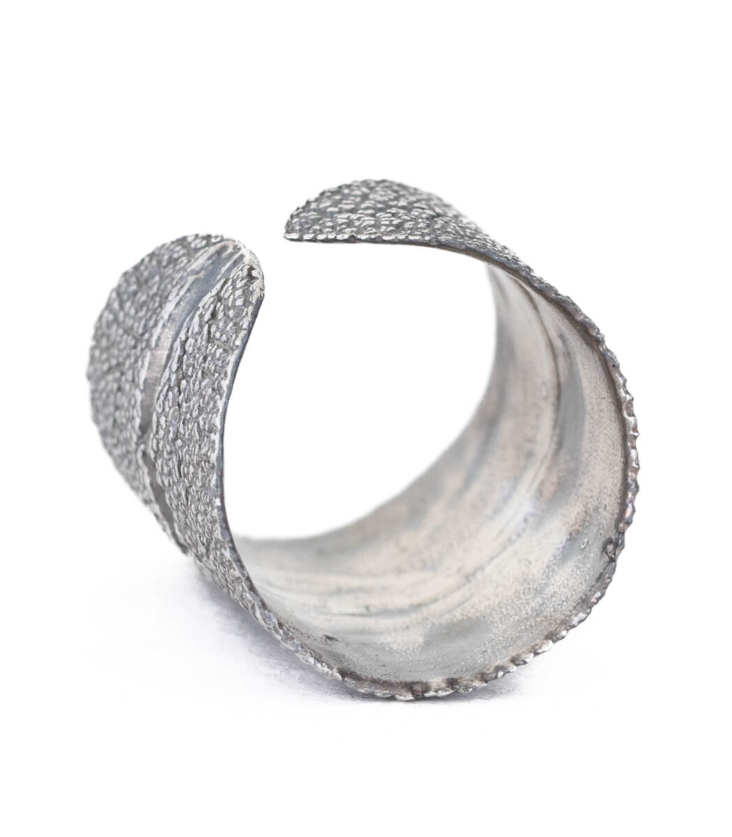Silber Ring Salbei Gr. 53 – Vorderansicht Ringkopf, handgefertigter Naturschmuck goodrun