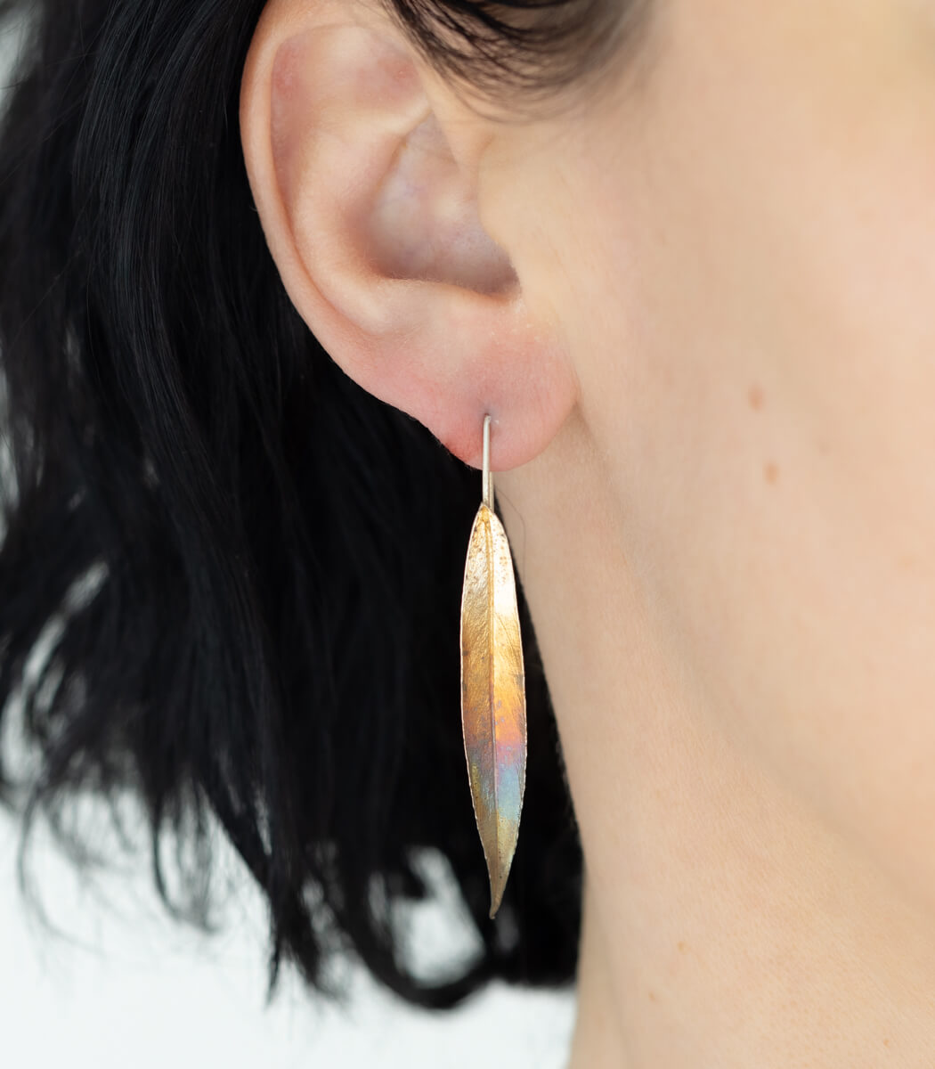 Weidenblatt Ohrhänger Silber, Detailansicht Blatt, Naturschmuck handgemacht – goodrun