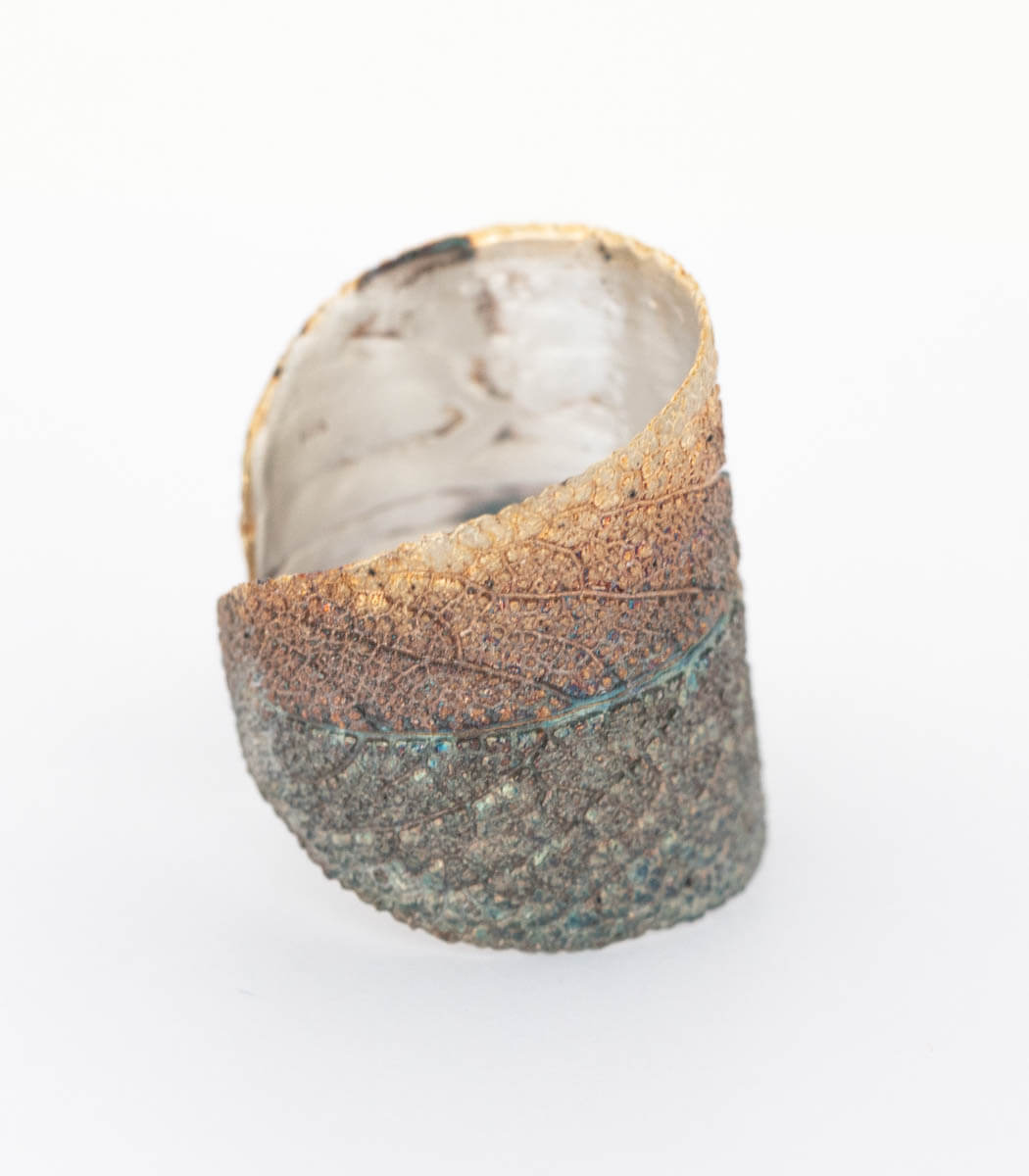 Salbeiblatt Silber Ring Gr. 61 getragen – Naturschmuck Ring am Finger, handgefertigtes Unikat
