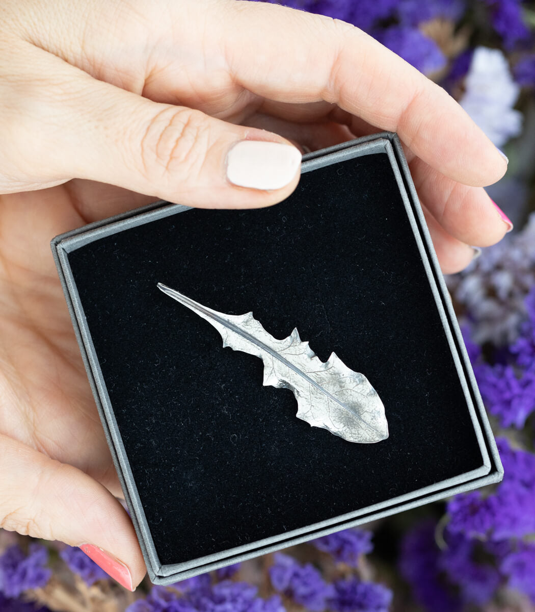 Löwenzahn Silber Brosche – zweites Unikat getragen, Naturschmuck Brosche von goodrun