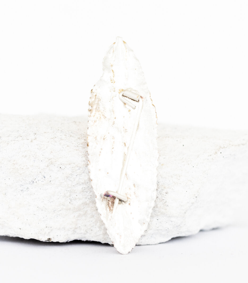 Salbeiblatt Brosche Silber – fünftes Stück Größenvergleich, handgefertigtes Naturschmuck Unikat